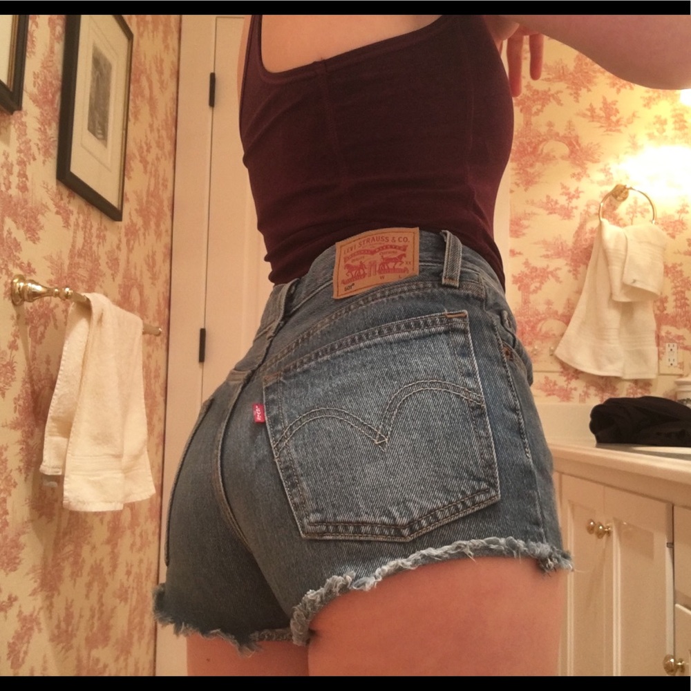 Vintage Levi’s high waisted cutoffs